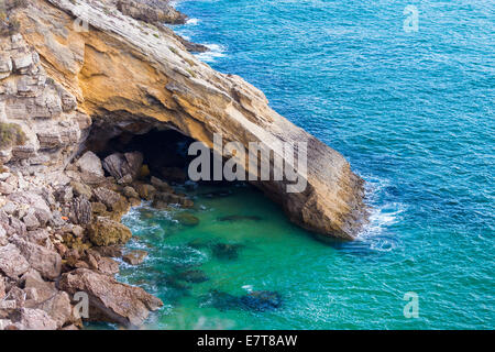 La monumentale scogliere di costa vicino a punto di Sagres Algarve, PORTOGALLO Foto Stock