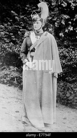 Czarina Alexandra Feodorovna Romanova (1872 -1918), moglie di Nicholas II, l'imperatore di Russia, circa 1913 Foto Stock