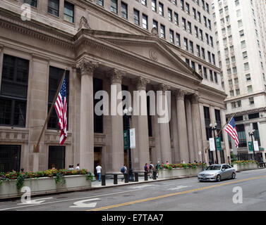 Una vista della Federal Reserve Bank di Chicago (Chicago Fed) in Chicago il quartiere finanziario. Foto Stock