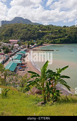 Spiaggia di Anse La Raye, Saint Lucia Foto Stock