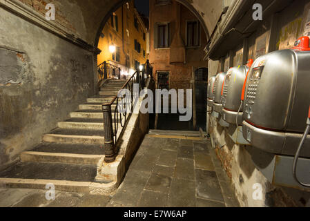 Telefoni pubblici a Venezia. Foto Stock