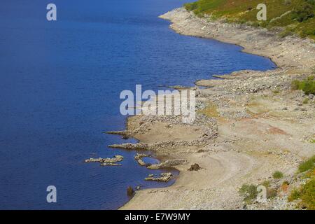 Parco Nazionale del Distretto dei Laghi, Cumbria, Regno Unito. 24Sep, 2014. Mardale village emerge da Hawswater, Parco Nazionale del Distretto dei Laghi, Cumbria, Regno Unito. Credito: Andrew Findlay/Alamy Live News Foto Stock