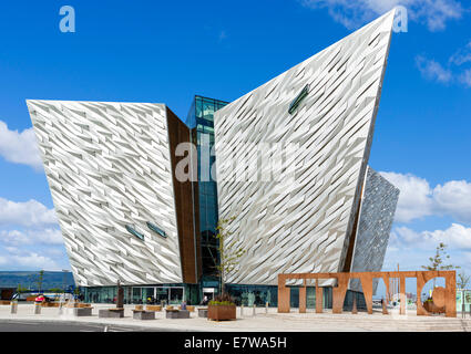 Titanic Belfast museum, Titanic Quarter, Belfast, Irlanda del Nord, Regno Unito Foto Stock