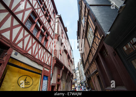 La struttura di legno Costruzioni in Rouen, Francia Europa Foto Stock