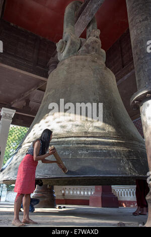 La campana di Mingun Foto Stock