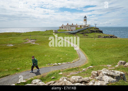 Neist punto luce casa sull'Isola di Skye, Highlands scozzesi, Scozia. Foto Stock