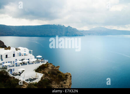 Vista da Oia verso Imerovigli e Fira Santorini (Thira) Grecia Foto Stock