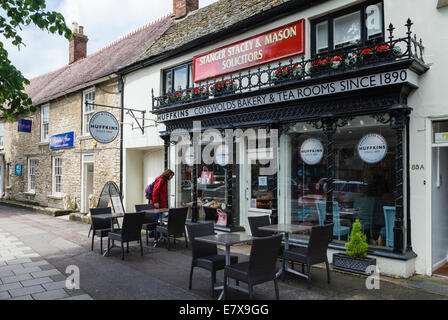 Huffkins Cotswolds panetteria e sala da tè di Witney, nell'Oxfordshire Foto Stock