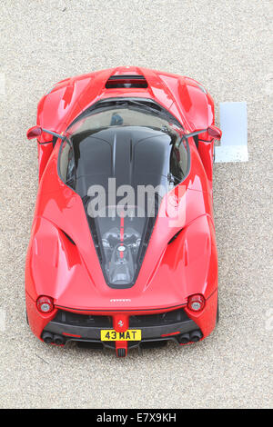 Ferrari LaFerrari, Nome progetto f150 . La Ferrai primo ibrido super car con una velocità massima in eccesso di 217mph 0-62 in meno di 3 secondi Foto Stock