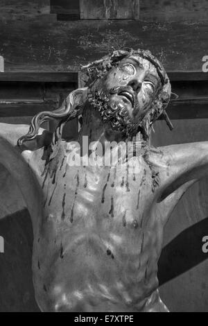 Padova, Italia - 10 settembre 2014: il dettaglio della Crocifissione statua che si trova nella chiesa di San Gaetano Foto Stock