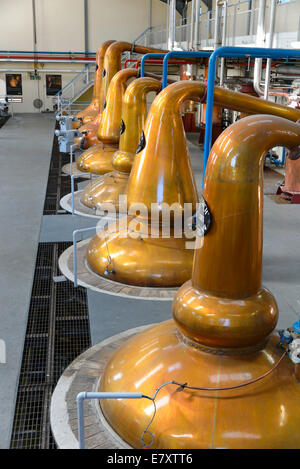 Serbatoi di distillazione, Glenfiddich distilleria di whisky, Dufftown, Scotland, Regno Unito Foto Stock