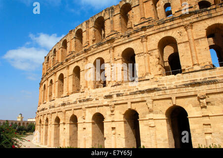 L antico Colosseo di El-Jem nel Sahel, Tunisia Foto Stock