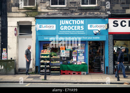 Locale negozio di alimentari in Leith, Edimburgo Foto Stock