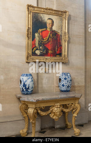 Woodstock, Oxfordshire, Regno Unito, venerdì 26 settembre 2014 Preview di Ai Weiwei presso il Palazzo di Blenheim, Blenheim Art Foundation la mostra inaugurale, apertura al pubblico il 1 ottobre 2014 Il Gufo House © Nikreates/Alamy Foto Stock