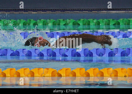 Ann Wacuka del Kenya nel nuoto nella womens para-sport 100 metri stile libero S8 al 2014 giochi del Commonwealth, Glasgow. Foto Stock