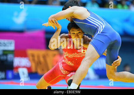 Incheon, Corea del Sud. Il 27 settembre, 2014. Fumitaka Morishita (JPN) Wrestling : Uomini 57kg Freestyle a Dowon palestra durante il 2014 Incheon giochi asiatici in Incheon, Corea del Sud . © YUTAKA AFLO/sport/Alamy Live News Foto Stock