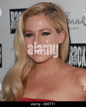 Las Vegas, Nevada, USA. Il 27 settembre, 2014. Il cantante Avril Lavigne festeggia il suo trentesimo compleanno presso la banca un Nightclub il 27 settembre 2014 all'interno del Bellagio Hotel & Casino di Las Vegas, Nevada. Credito: Marcel Thomas/ZUMA filo/Alamy Live News Foto Stock