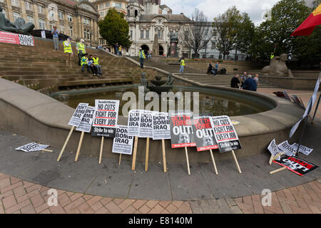 Birmingham, Regno Unito. Il 28 settembre 2014. A marzo e il rally, organizzata dai sindacati Congresso sotto il titolo, 'Midlands ha bisogno di un aumento di stipendio", ha avuto luogo a Birmingham domenica, settembre 28, 2014 in coincidenza con il Congresso del Partito conservatore che sta avendo luogo in Birmingham. Credito: Christopher Middleton/Alamy Live News Foto Stock