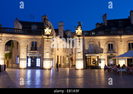 Piazza Liberazione, Dijon, Departement Cote d'Or, Borgogna, Francia Foto Stock