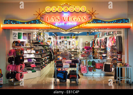 Nevada,Las Vegas,McCarran International Airport,LAS,terminal,gate,shopping shopper shopping shopping negozi mercato mercati di mercato di acquisto di vendita, retai Foto Stock