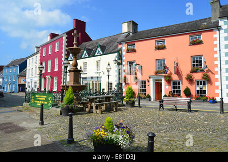 Piazza del Mercato, Llandovery (Llanymddyfri), Carmarthenshire (Sir Gaerfyrddin), Wales, Regno Unito Foto Stock