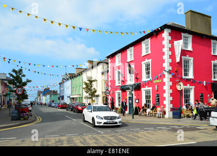 Market Street, Aberaeron, Ceredigion, Wales, Regno Unito Foto Stock