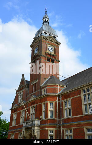 Il vecchio municipio, Regent Circus, Swindon, Wiltshire, Inghilterra, Regno Unito Foto Stock