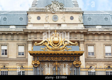 Palazzo di Giustizia facciata a Parigi, il Palais de Justice Foto Stock