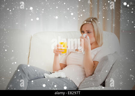 Immagine composita del malato dai capelli biondi donna Foto Stock