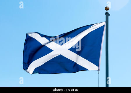 Croce di Sant' Andrea o si intraversa bandiera nazionale della Scozia Foto Stock
