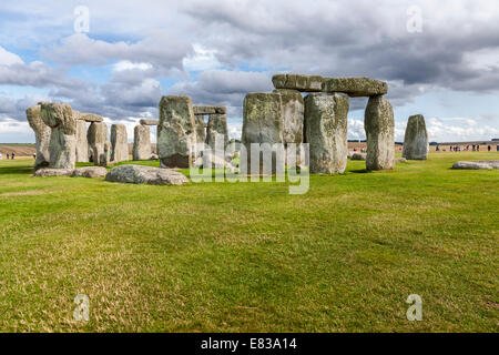 Stonehenge - un antico preistorico monumento di pietra vicino a Salisbury, Wiltshire, Regno Unito Foto Stock