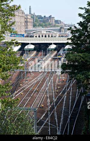 Edinburgh Waverley stazione ferroviaria, Edimburgo, Scozia. Foto Stock