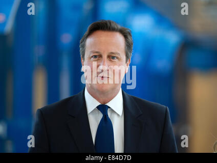 Birmingham, Regno Unito. 30 Settembre, 2014. Congresso del Partito conservatore, Birmingham, UK Immagine mostra David Cameron, Primo Ministro del Regno Unito di arrivare al congresso del Partito Conservatore di Birmingham, UK Credit: Clickpics/Alamy Live News Foto Stock