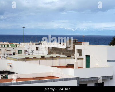 Villaggio sull'Atlantico vicino a Agaete su Gran Canaria in Spagna Foto Stock