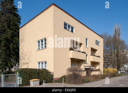 Berlino, Germania, edificio residenziale di Ludwig Mies van der Rohe nel Berlin-Wedding Foto Stock