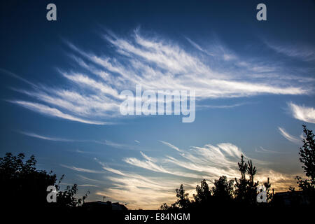 Insolita formazione di nuvole Essex Foto Stock