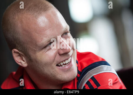 Steven Naismith, calciatore per la Scozia e Everton FC, alla conferenza stampa in avanti della Scozia squadra di gioco del calcio di viaggio in Germania Foto Stock