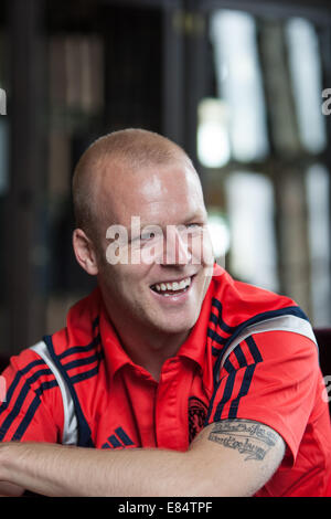 Steven Naismith, calciatore per la Scozia e Everton FC, alla conferenza stampa in avanti della Scozia squadra di gioco del calcio di viaggio in Germania Foto Stock