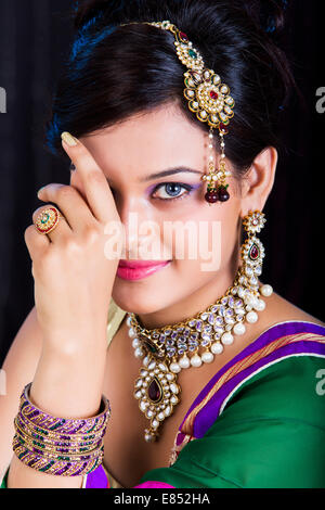 Indian belle signore abito tradizionale Foto Stock