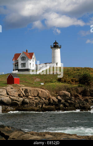 Cape Neddick faro anche chiamato Nubble Luce, York Maine, Stati Uniti d'America Foto Stock