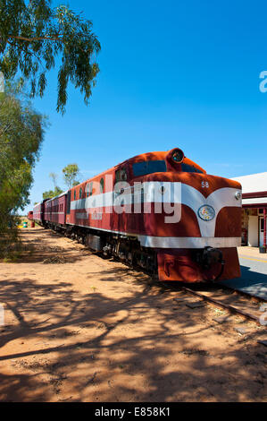 Il treno Ghan in Old Ghan ferroviaria patrimonio e museo, Alice Springs, Territorio del Nord, l'Australia Foto Stock
