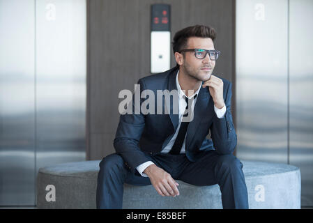 Moda giovane imprenditore, ritratto Foto Stock