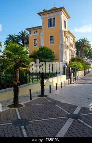 Cascais, costa di Lisbona, Street nella città vecchia Foto Stock