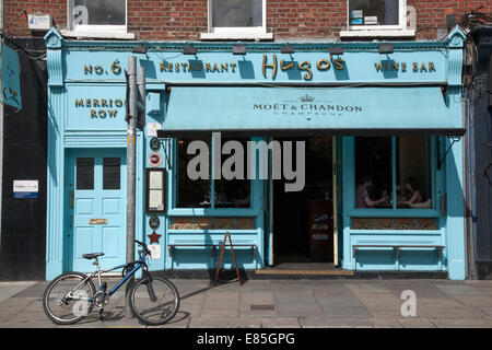 Hugos è stato insignito Ristorante e Wine Bar, Baggot Street Lower, Dublino, Irlanda, Europa Foto Stock