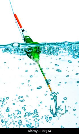 La pesca galleggiante contro uno sfondo bianco Foto Stock