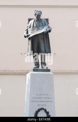 Italia, Piemonte, Maggiora, Monumento ad Alessandro Antonelli architetto, di Giulio Milanoli date1888. Foto Stock