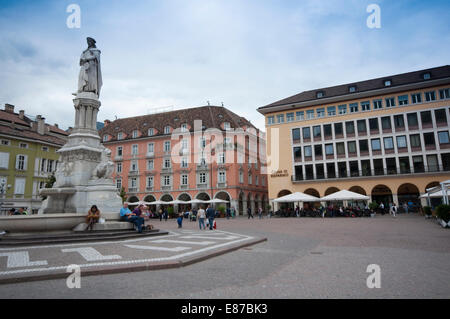 L'Italia, Alto Adige, Bolzano Bozen, Piazza Walther, Waltherplatz , monumento Foto Stock