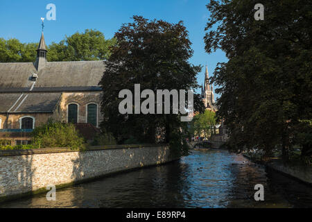 Il Begijnhof a Bruges un ex convento Foto Stock