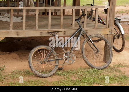 Vecchia bici Foto Stock