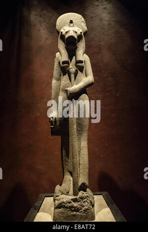 Italia Piemonte Torino Museo Egizio di statue della dea Sekhmet XVIII dinastia (1550 -1292 BC ) Tebe Tempio di Karnak di Amenhot Foto Stock